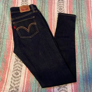 Womens Levi’s 535 Super Skinny Jeans